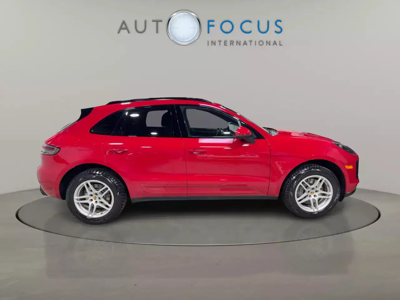 Porsche Macan снимка Porsche Macan