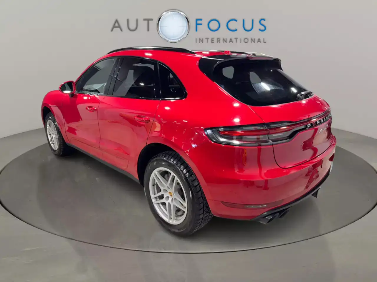 Porsche Macan снимка Porsche Macan