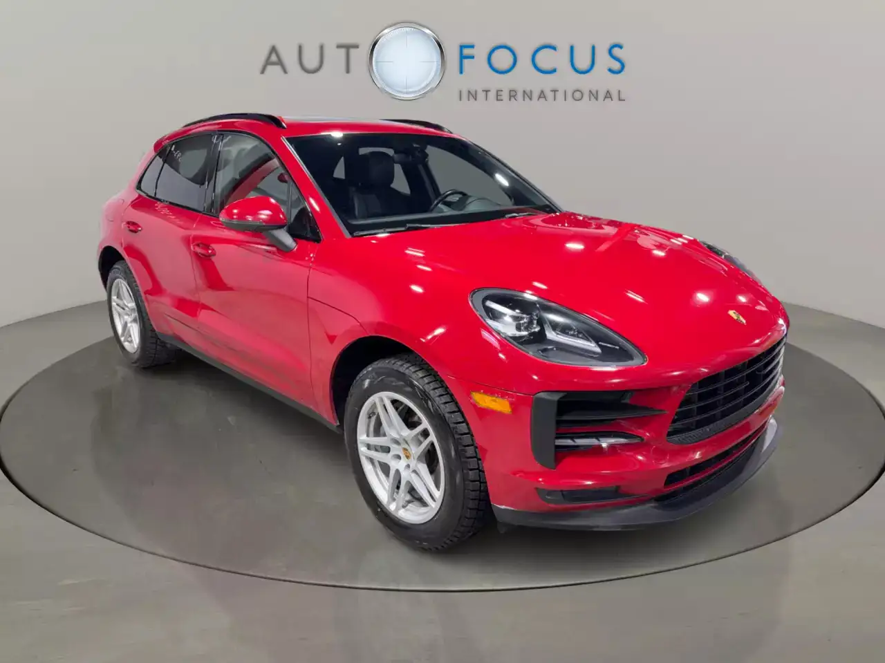 Porsche Macan снимка Porsche Macan