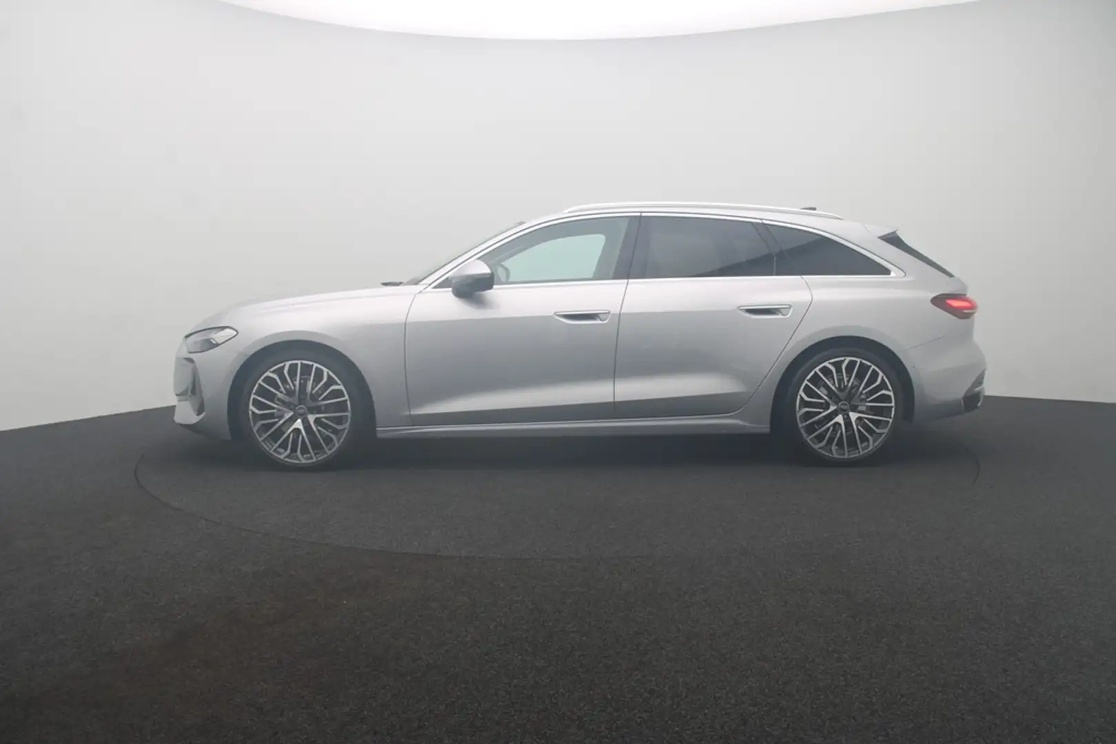 Audi A5 Avant TFSI . Virt.Cockpit LED Navi ACC AHK Silber - 2