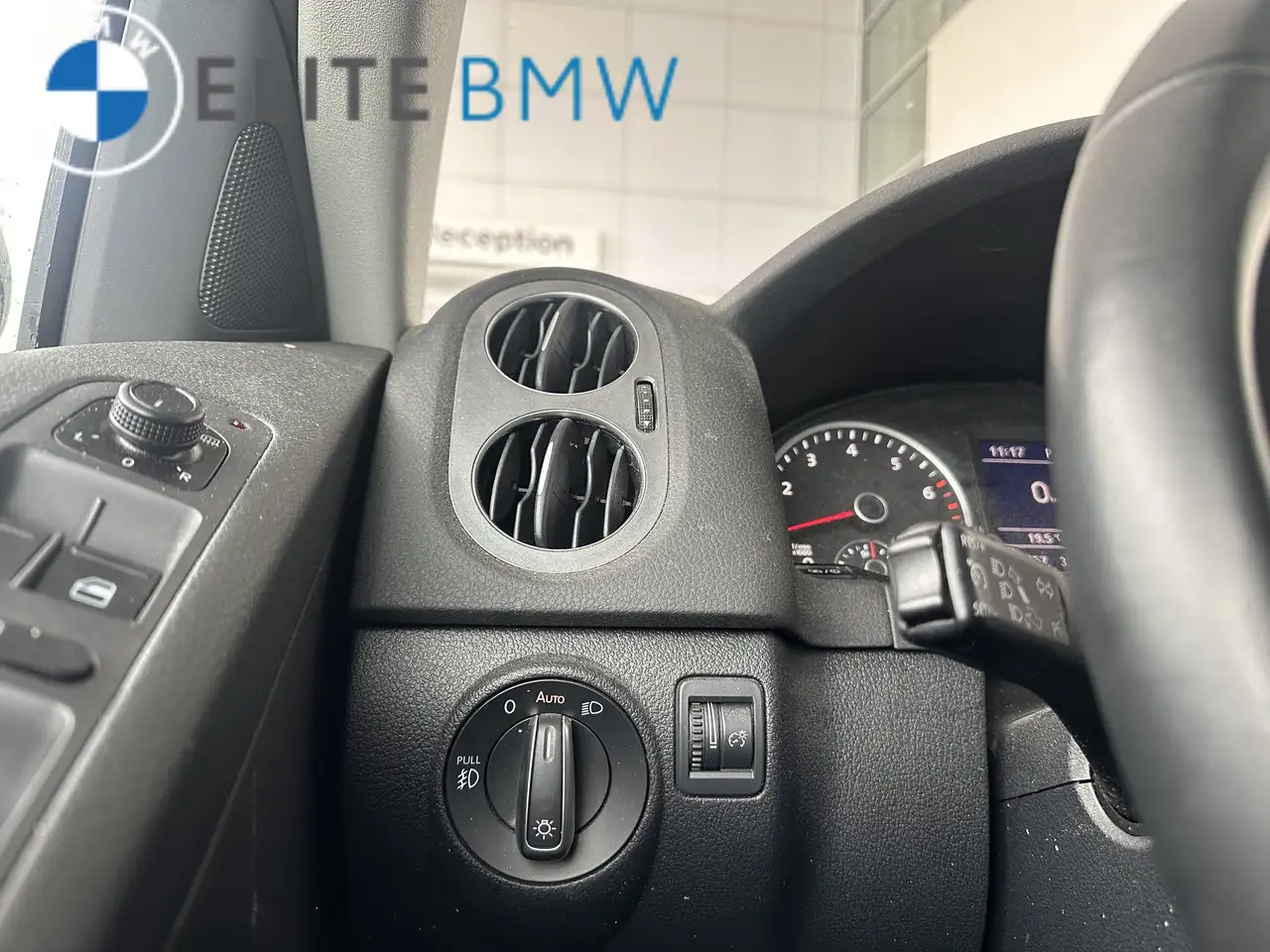 Volkswagen Tiguan снимка Volkswagen Tiguan