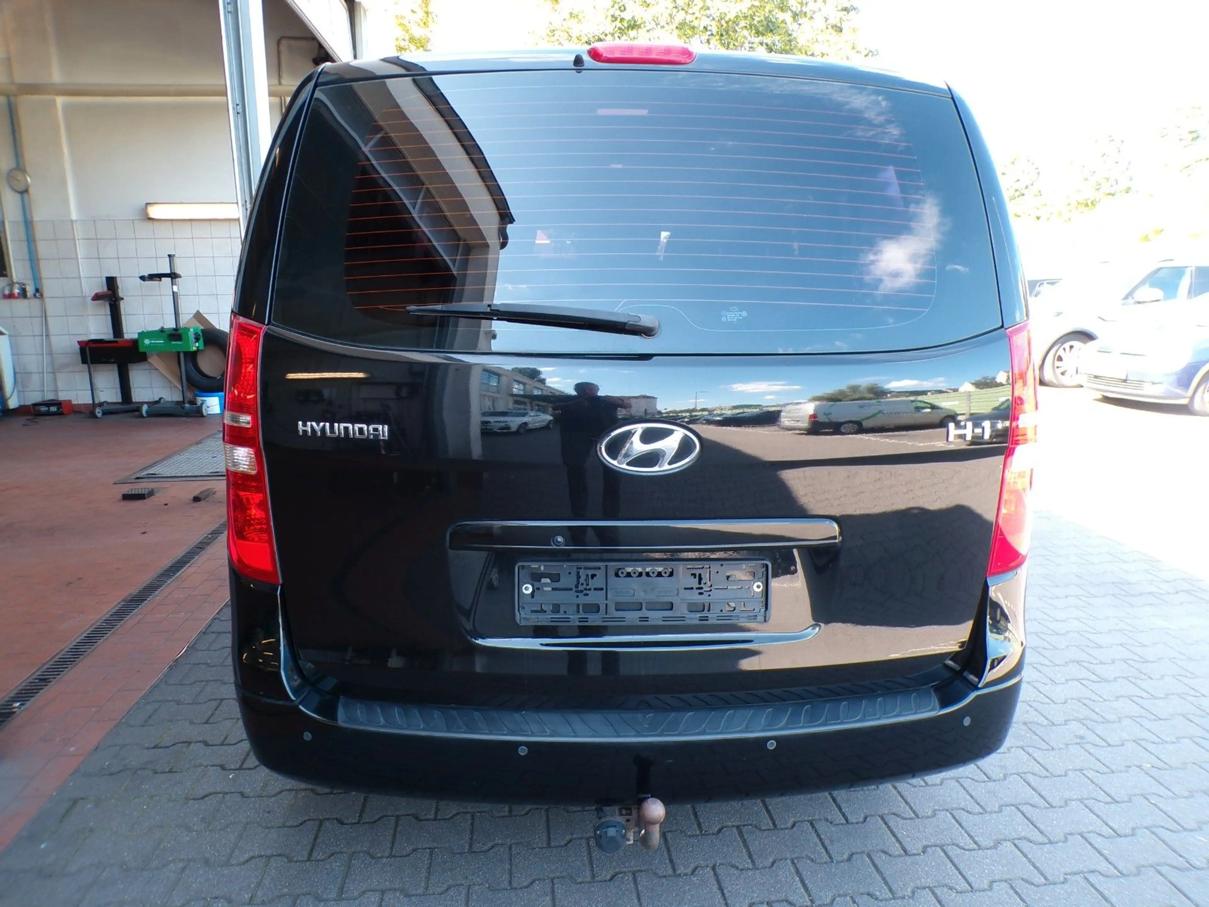 Hyundai H-1 Comfort 2.5CRDi AUTOMATIK mit AHK. — photo 8