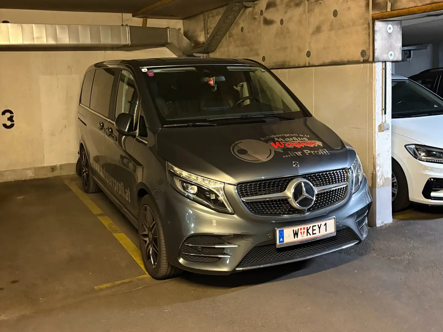 Mercedes-Benz V 300 V 300 d kompakt 9G-TRONIC Avantgarde Edition 2020 Silber - 1
