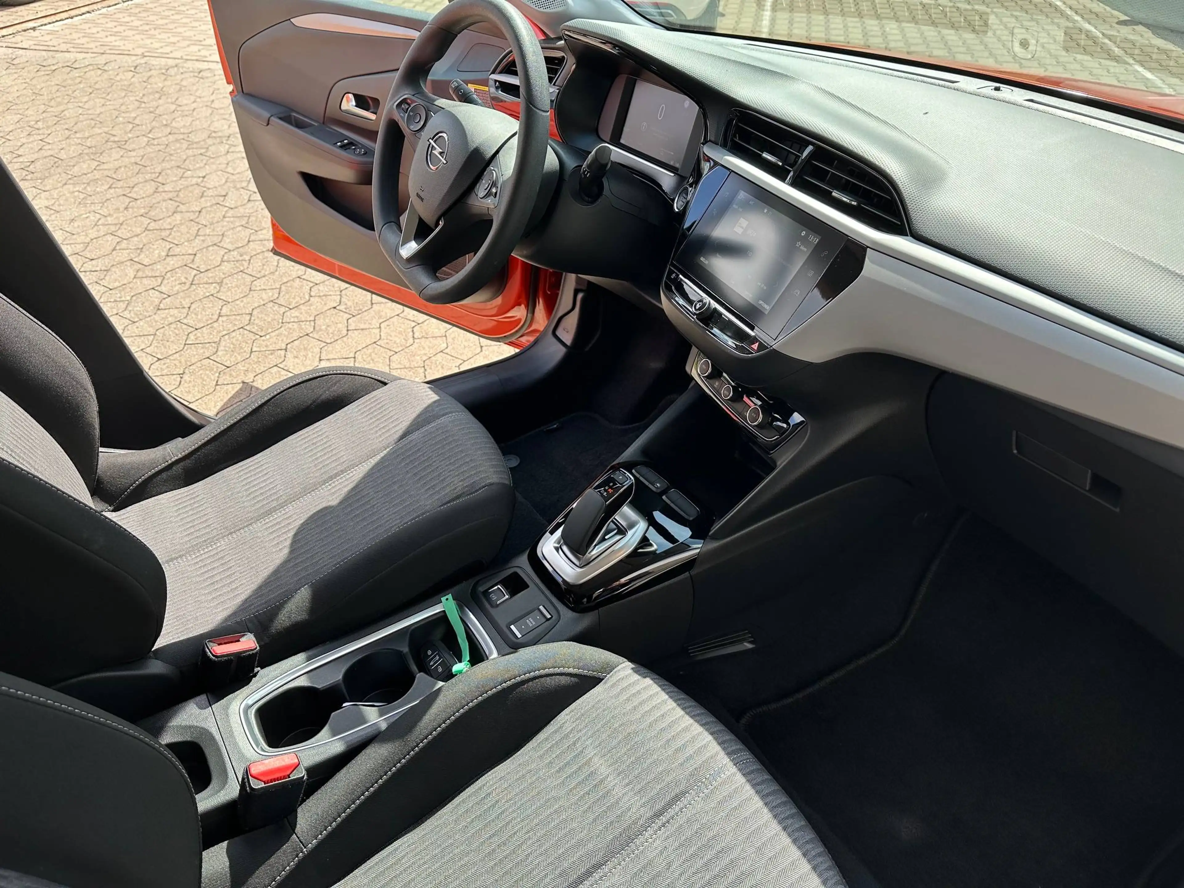 Opel Corsa-e e Edition - SOH Wert 92% — photo 9