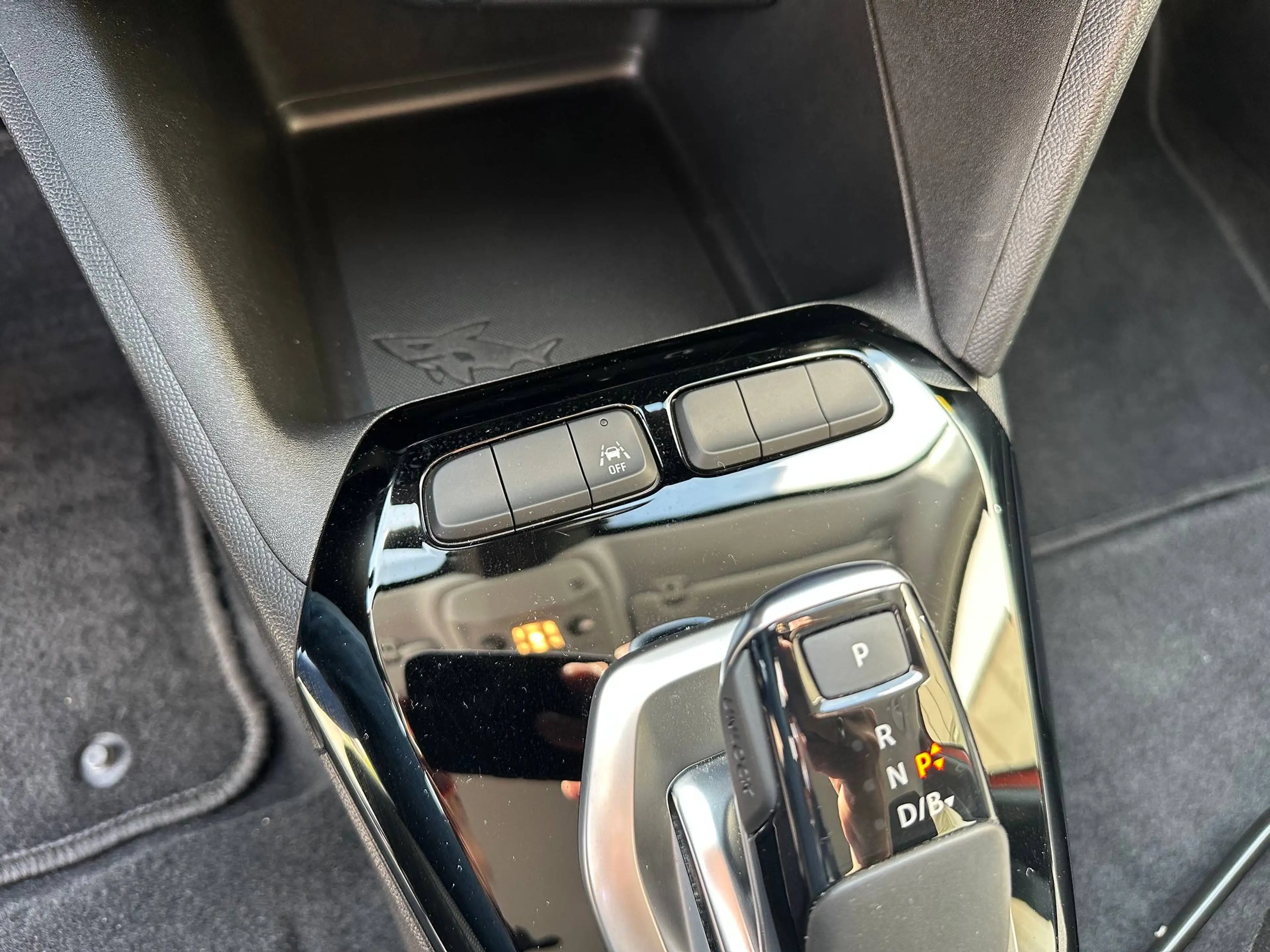 Opel Corsa-e e Edition - SOH Wert 92% — photo 14