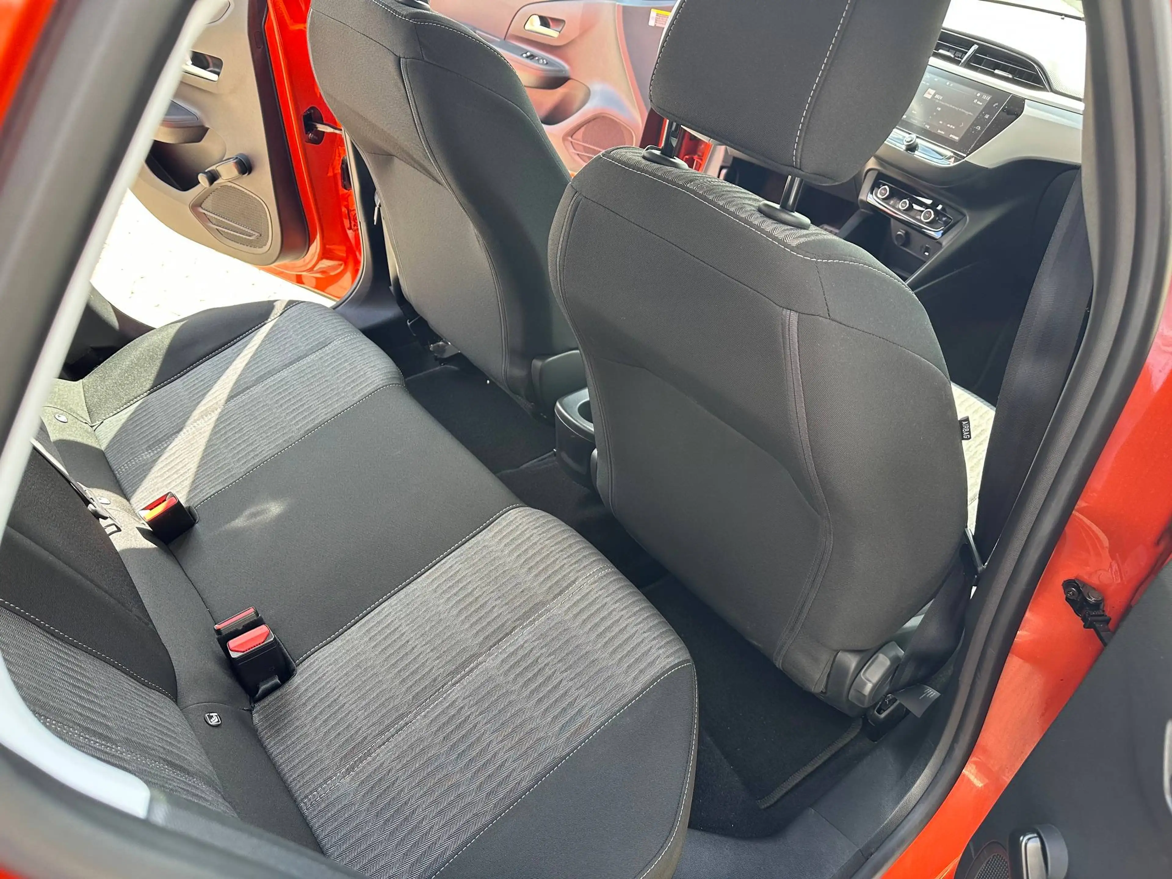 Opel Corsa-e e Edition - SOH Wert 92% — photo 8