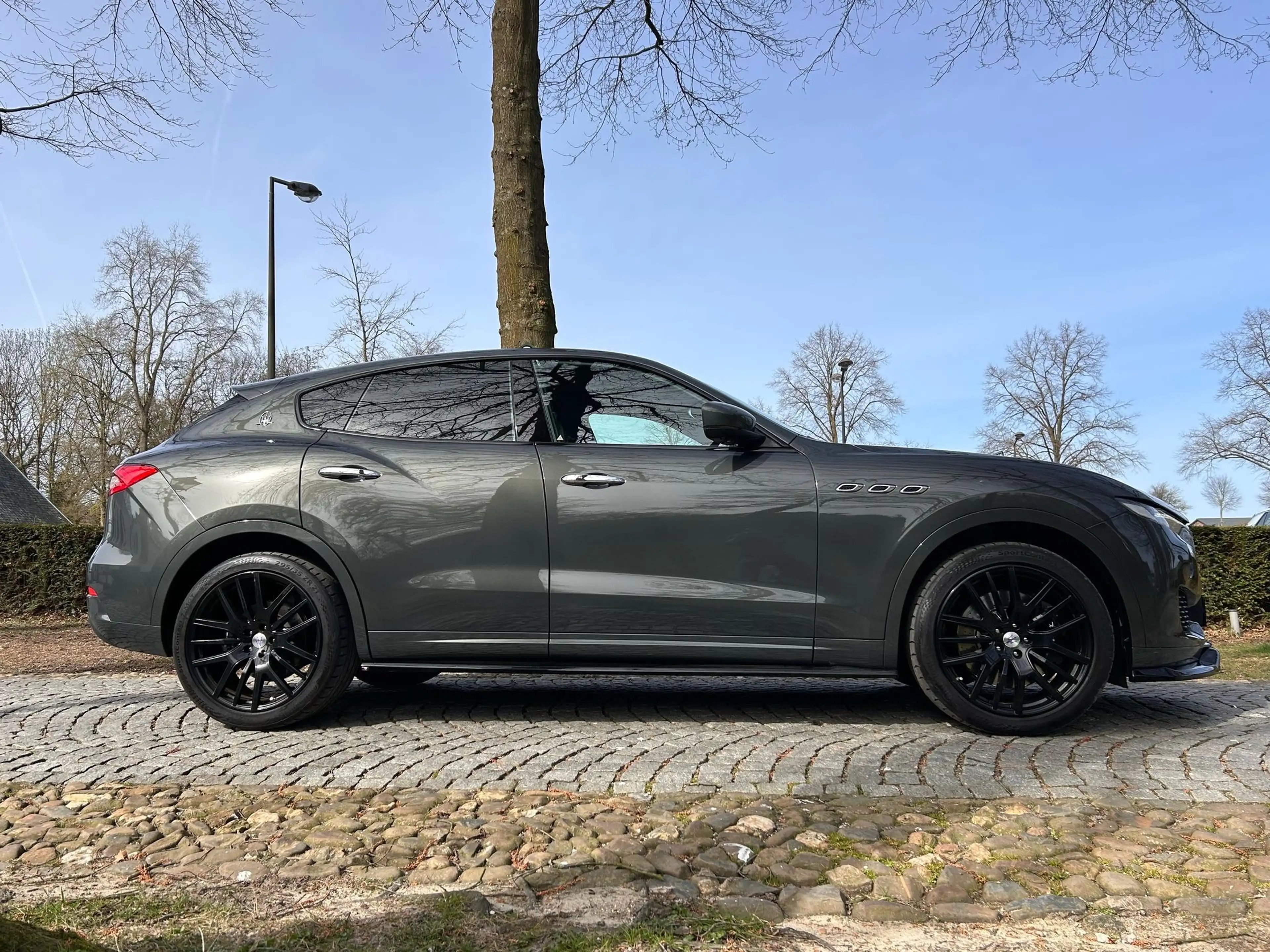 Maserati Levante 3.0 V6 SQ4 AWD Gran Lusso | Historie | NAP | GPS | — photo 4
