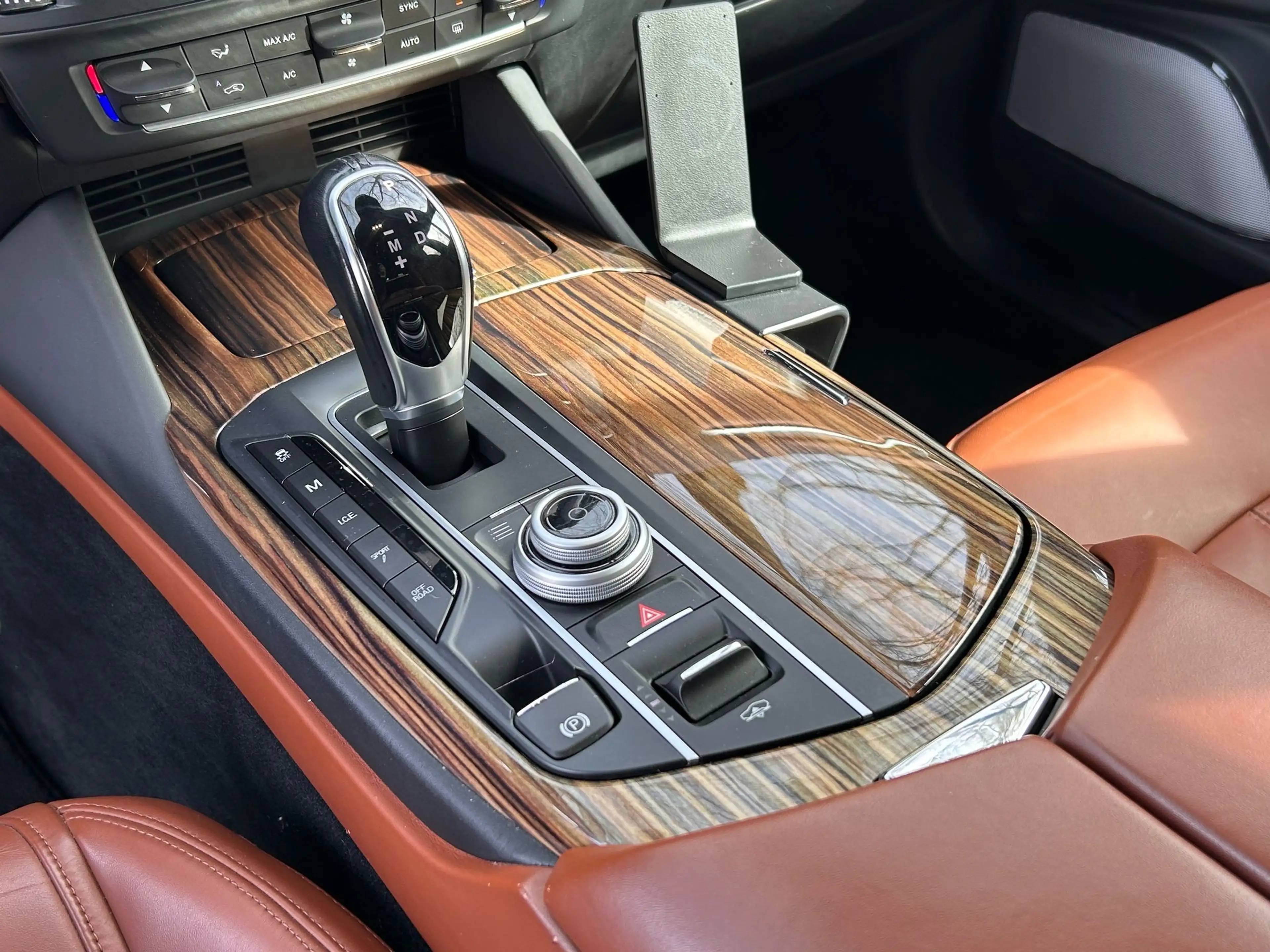 Maserati Levante 3.0 V6 SQ4 AWD Gran Lusso | Historie | NAP | GPS | — photo 14