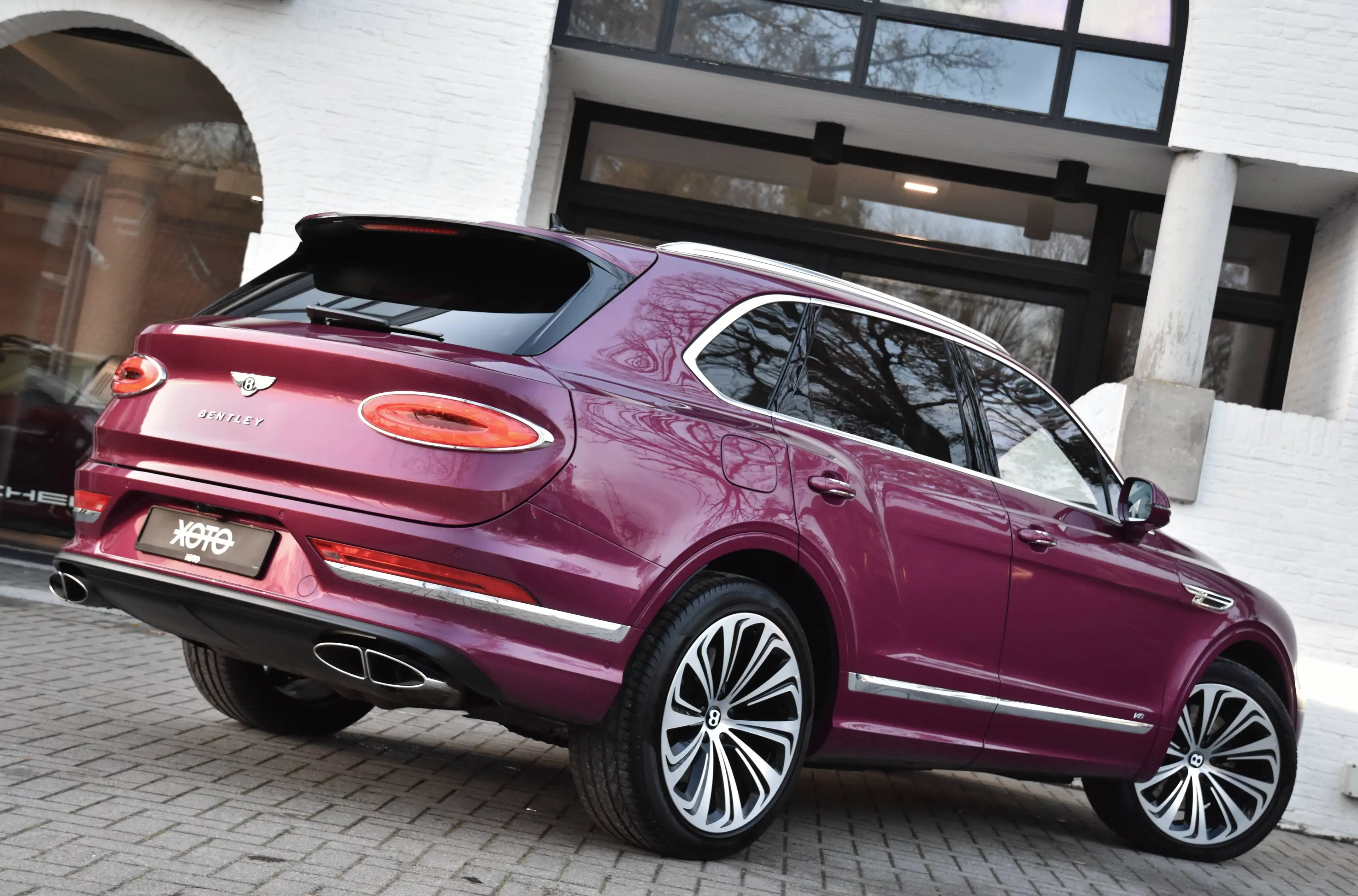 Bentley Bentayga V8 S *** MULLINER / 7 SEATS / BENTLEY HISTORY *** — photo 8