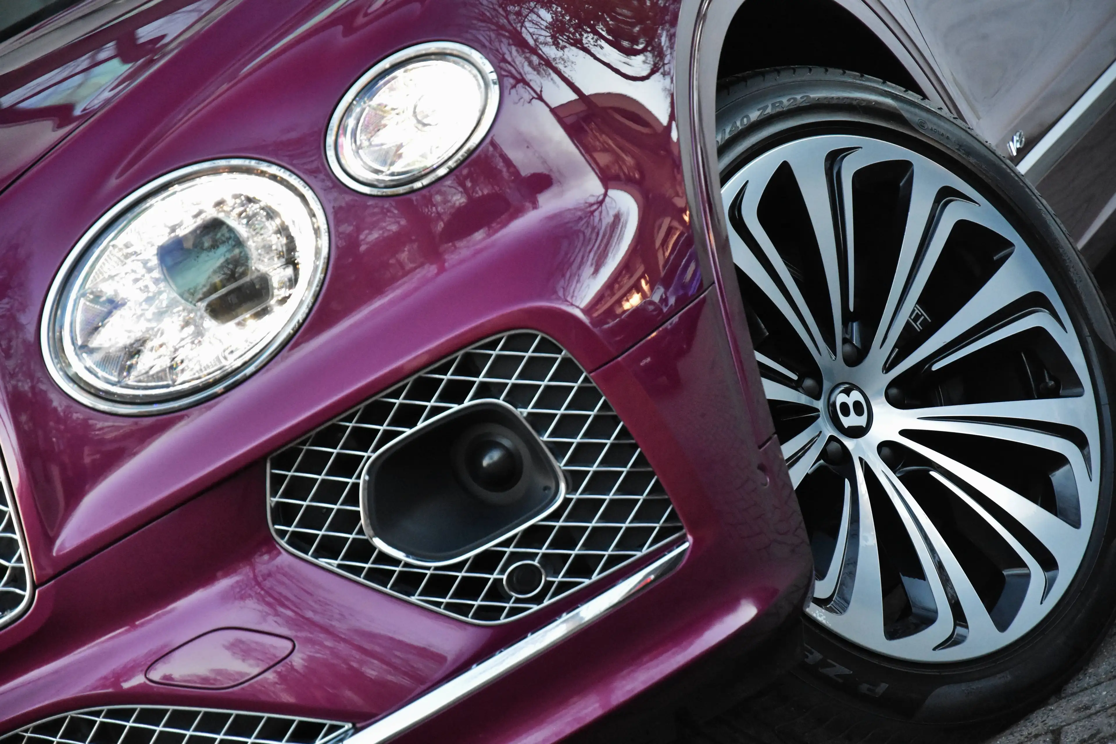 Bentley Bentayga V8 S *** MULLINER / 7 SEATS / BENTLEY HISTORY *** — photo 7