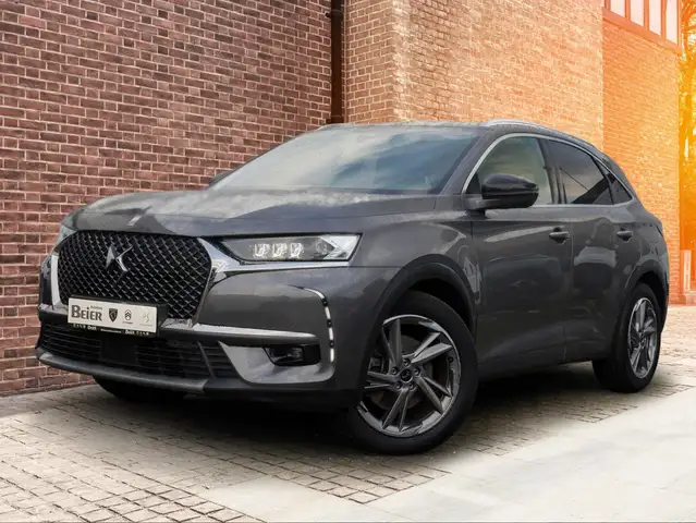 DS Automobiles DS 7 Crossback view 2