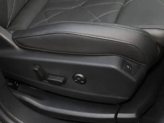 DS Automobiles DS 7 Crossback view 10