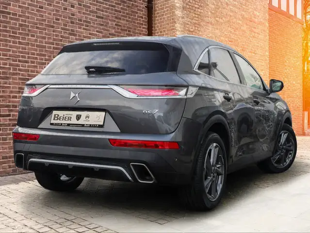DS Automobiles DS 7 Crossback view 4