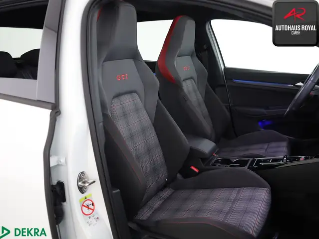 Volkswagen Golf view 11