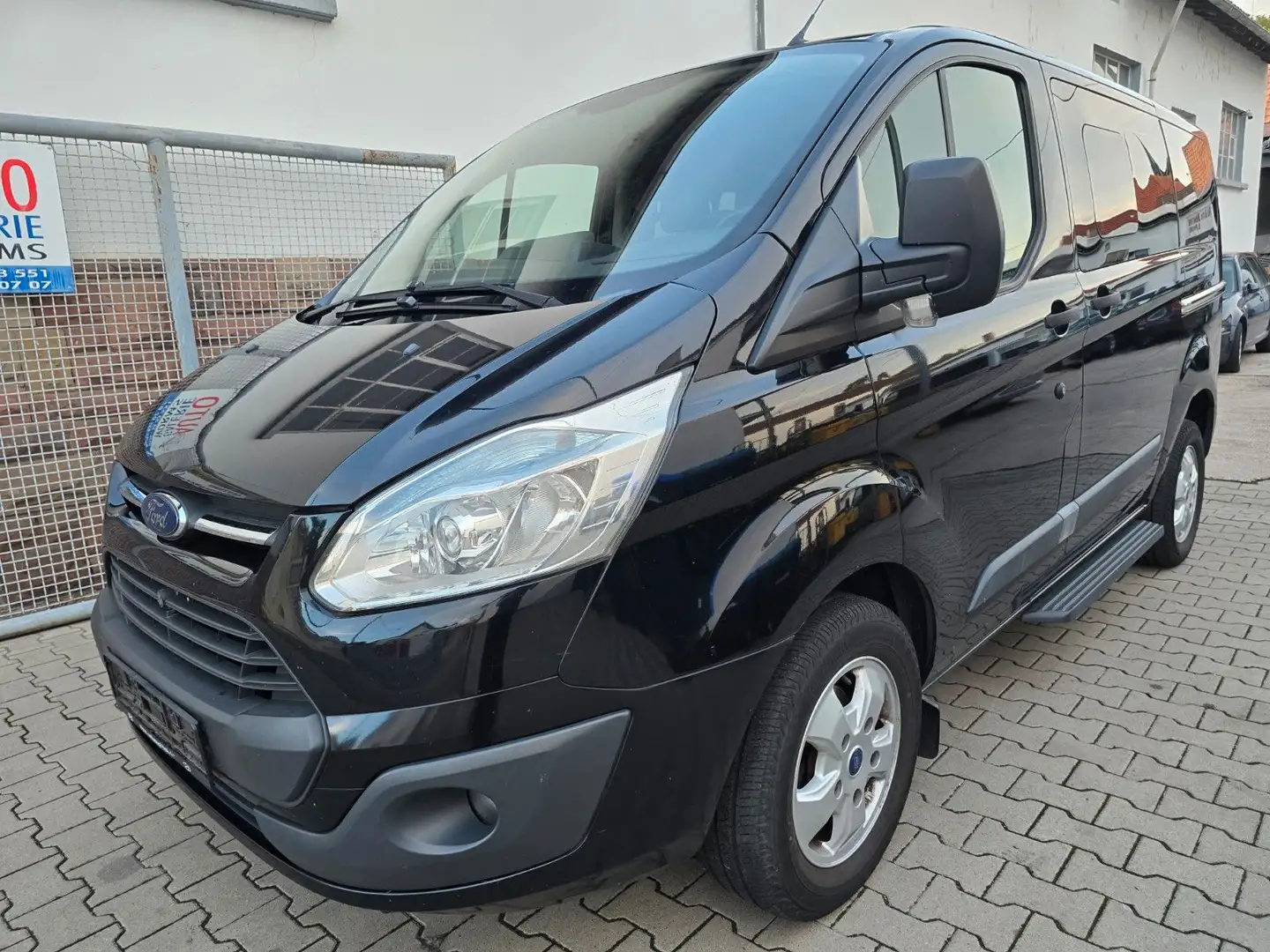 Ford Transit /Tourneo Custom Kombi 300 L1 9.Sitze Schwarz - 1