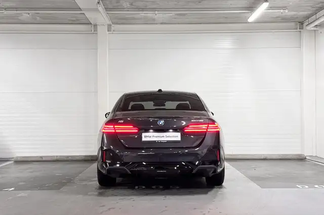 BMW I5 view 7