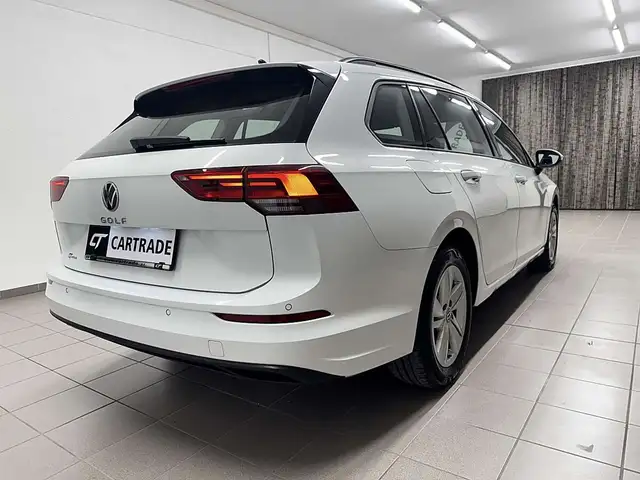 Volkswagen Golf view 6