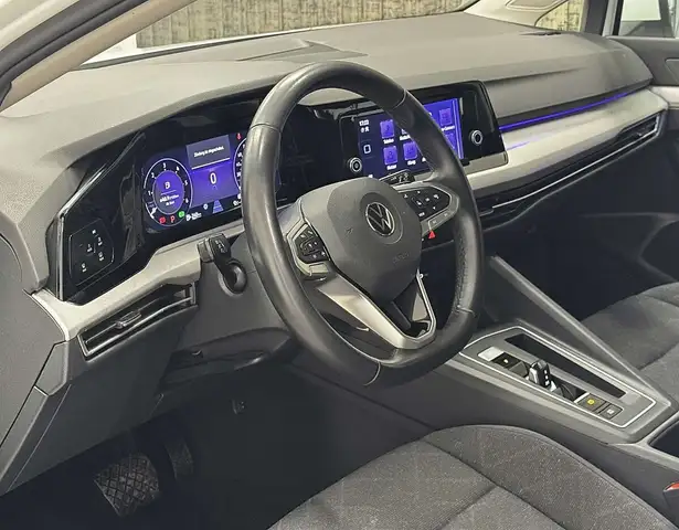 Volkswagen Golf view 11
