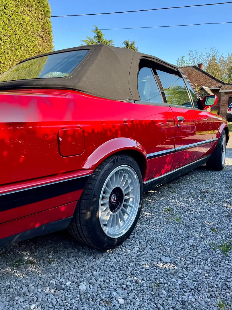 BMW 320 E30 crvena - 2