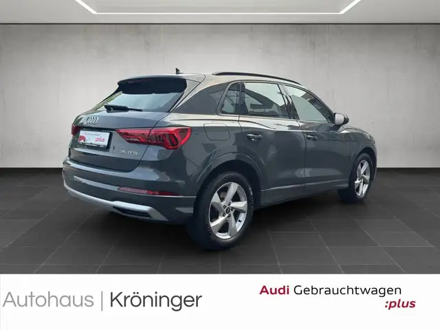 Audi Q3 view 2