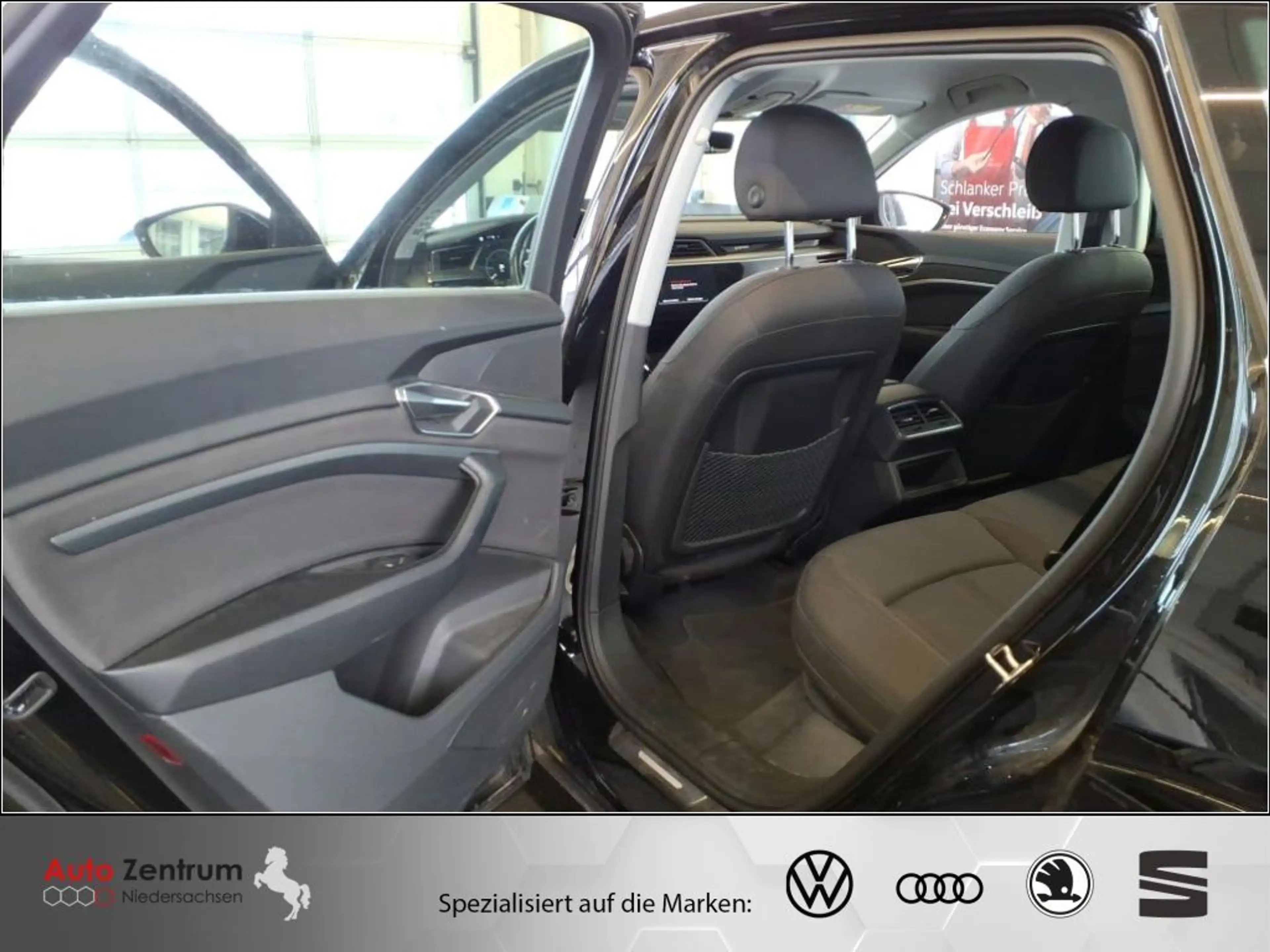 Audi e-tron 55 quattro advanced AZN-Haus-Förderung* HUD Kamera — photo 9