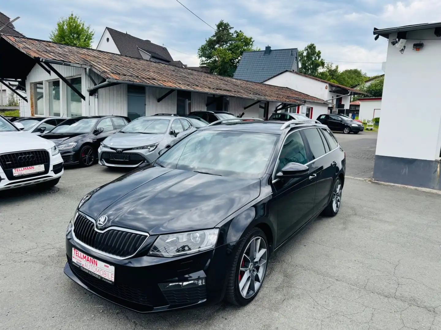 Skoda Octavia Combi RS/Xenon/Navi/SHZ/Teilleder/ Zwart - 1