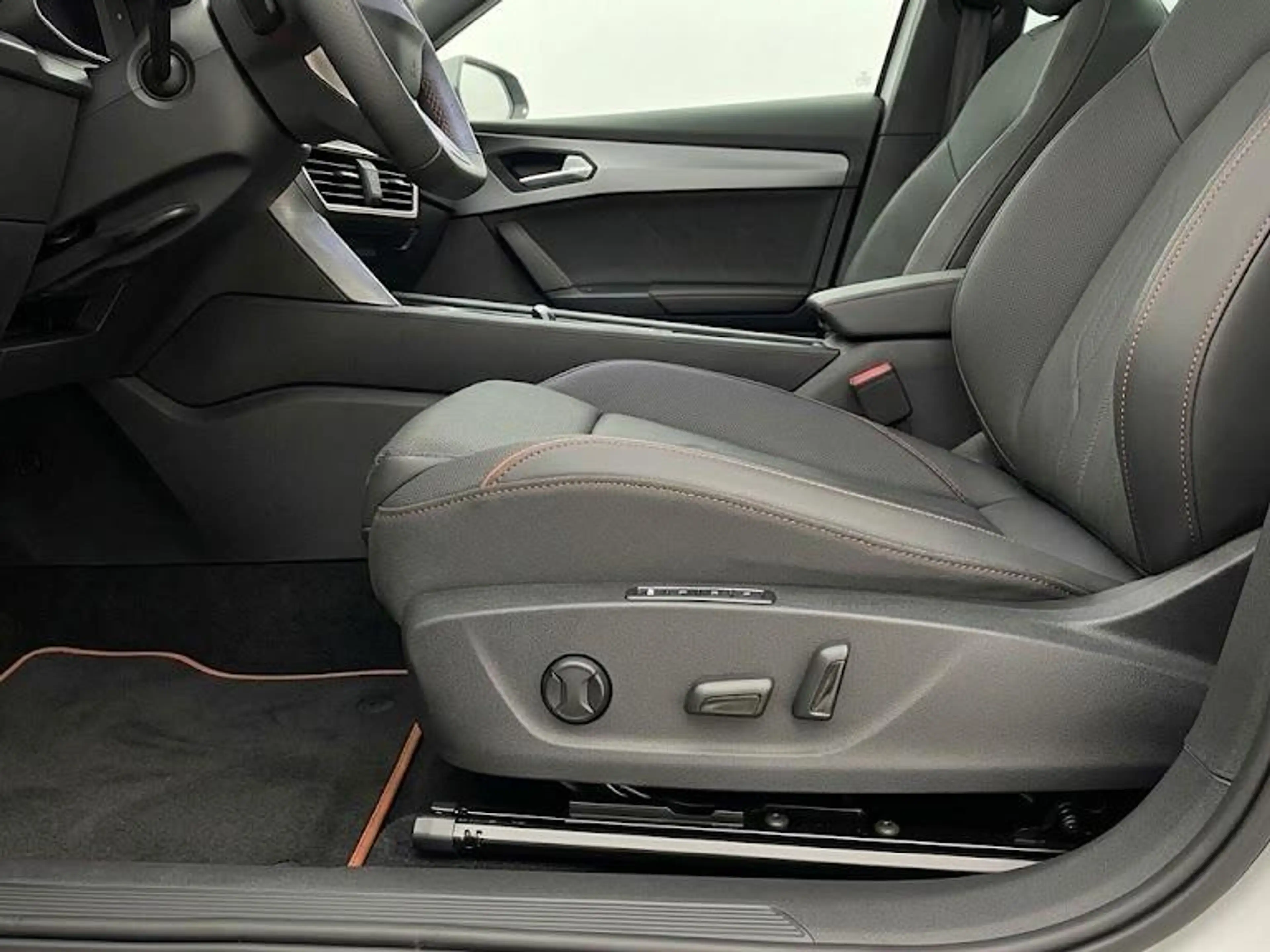 Skoda Enyaq Coupé iV 80 Business Edition Plus 204pk | Business — photo 3