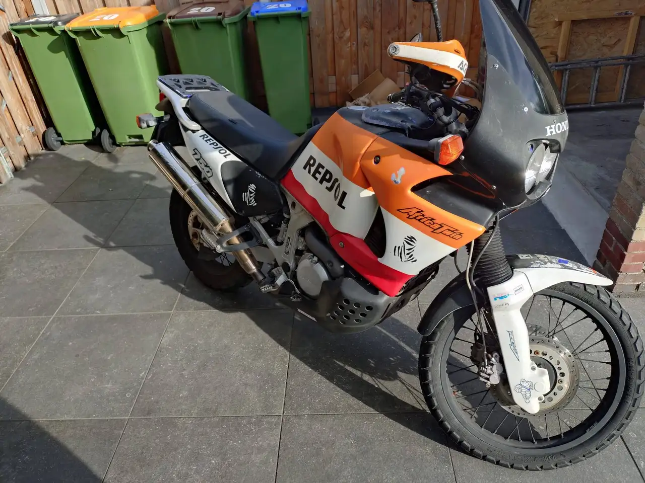 Honda XRV 750