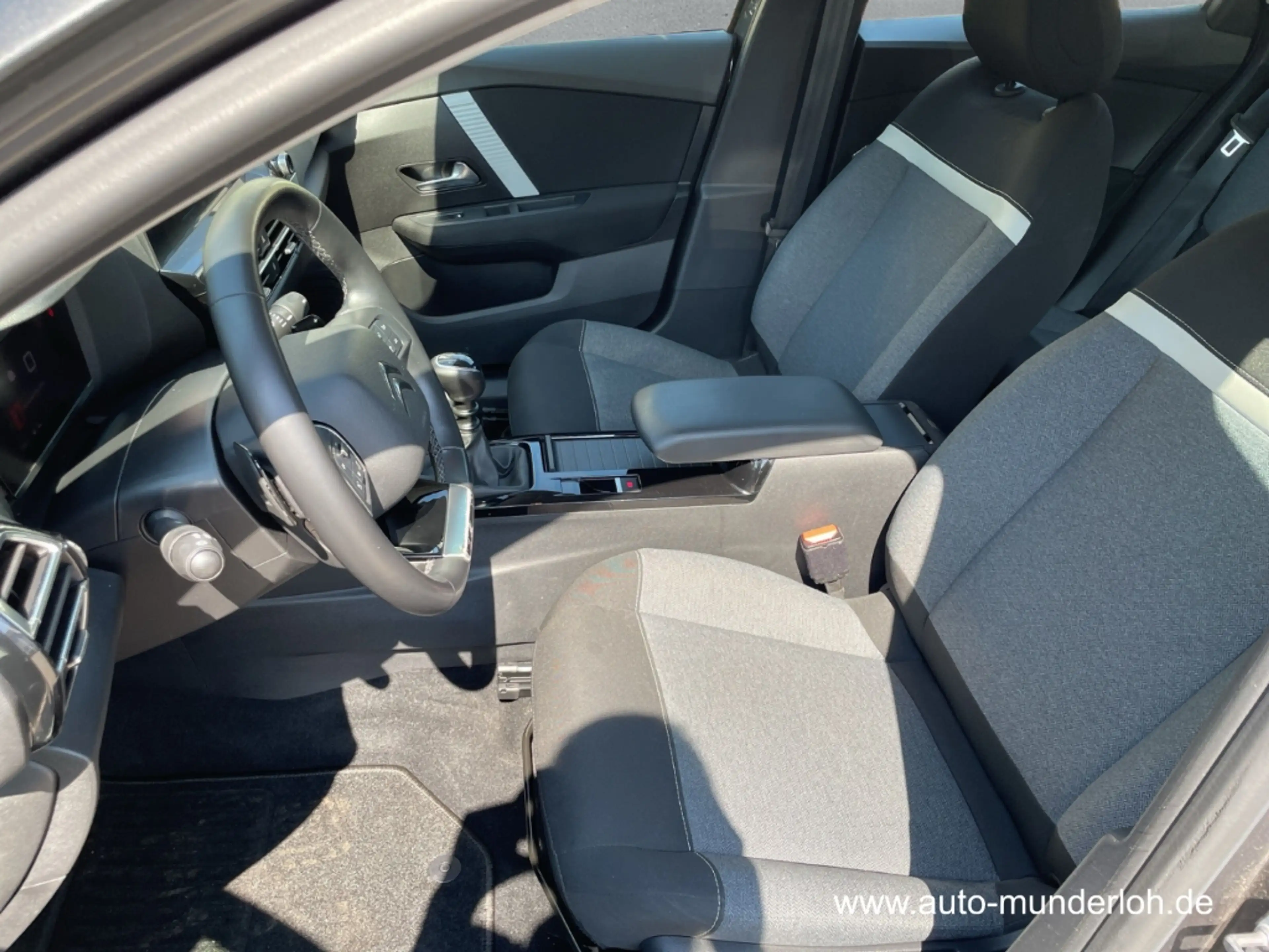 Citroen C4 Pure Tech 130 S&S Feel KÄLTEPAKET KLIMAAUTOM. P — photo 10