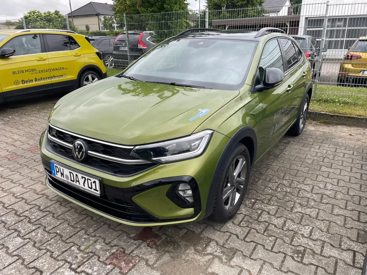 Volkswagen Taigo 1.0 TSI DSG R-Line Grün - 2