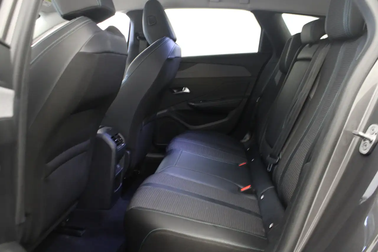 Peugeot 308 SW 1.2 PureTech Allure 11