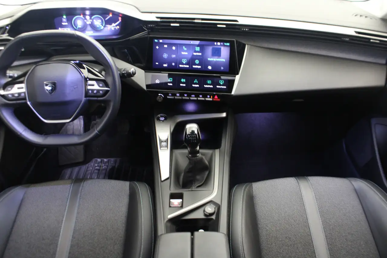 Peugeot 308 SW 1.2 PureTech Allure 9