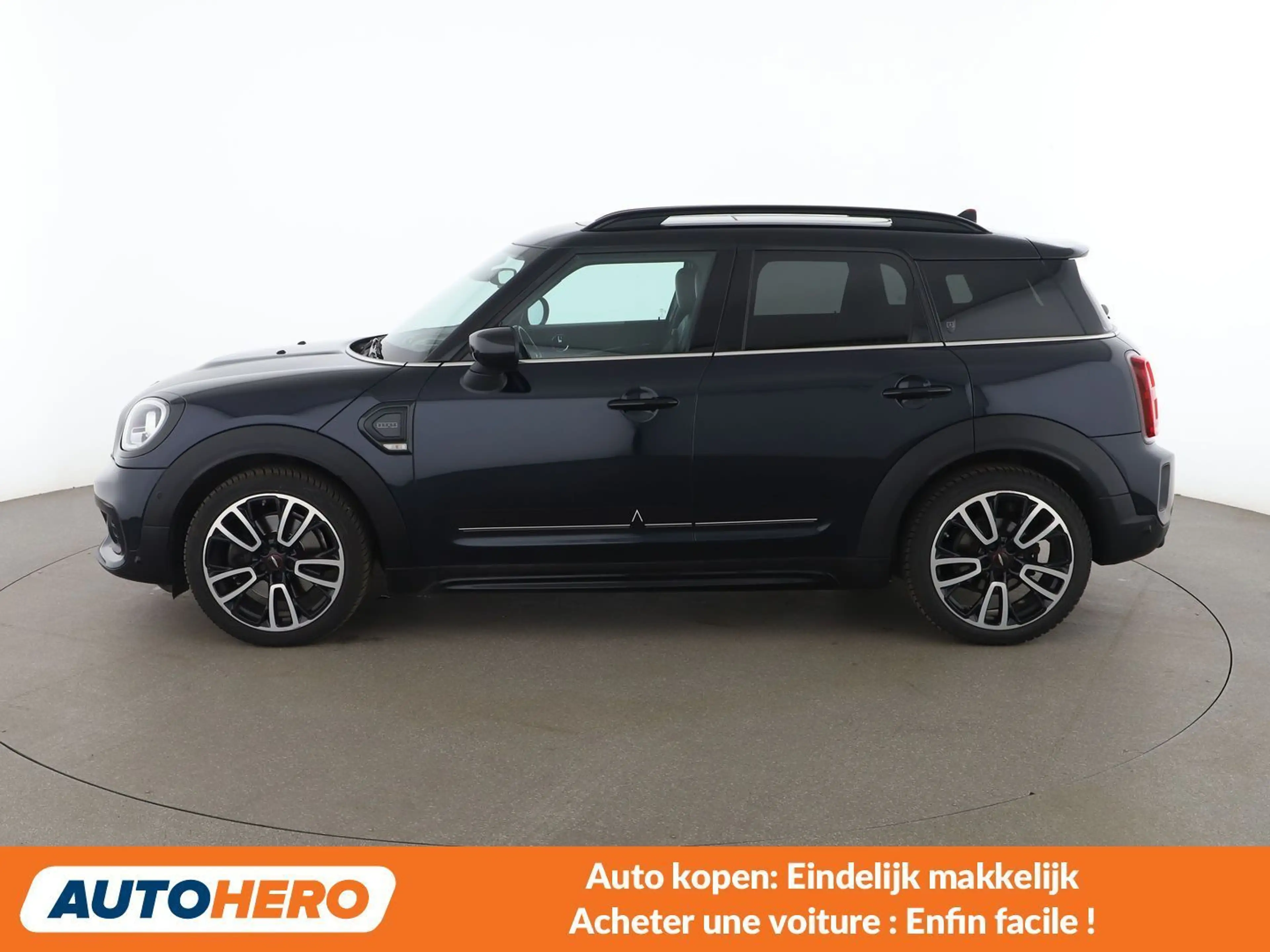 MINI Cooper S Countryman Cooper S ALL4 John Cooper Works Trim — photo 3