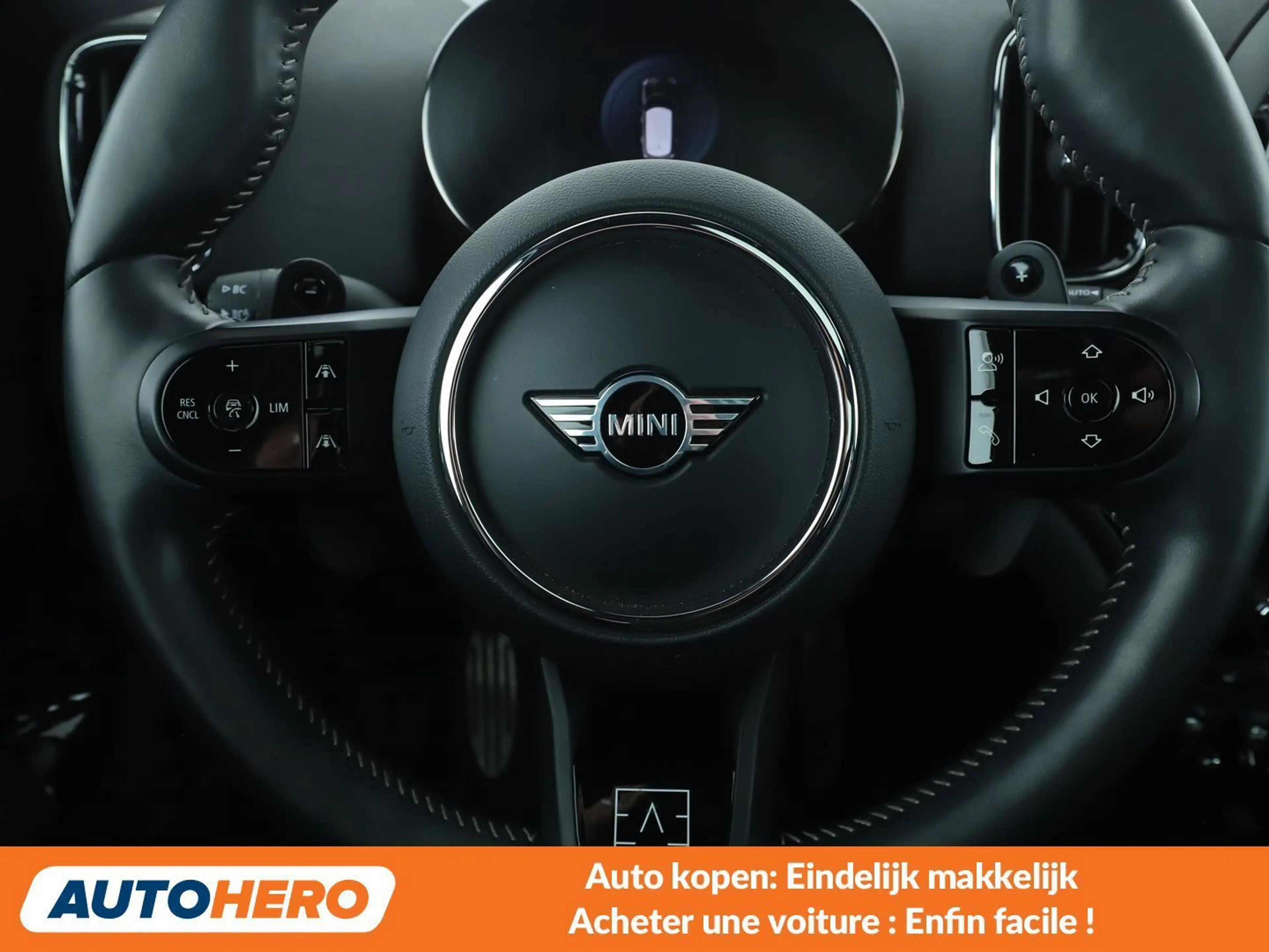 MINI Cooper S Countryman Cooper S ALL4 John Cooper Works Trim — photo 5