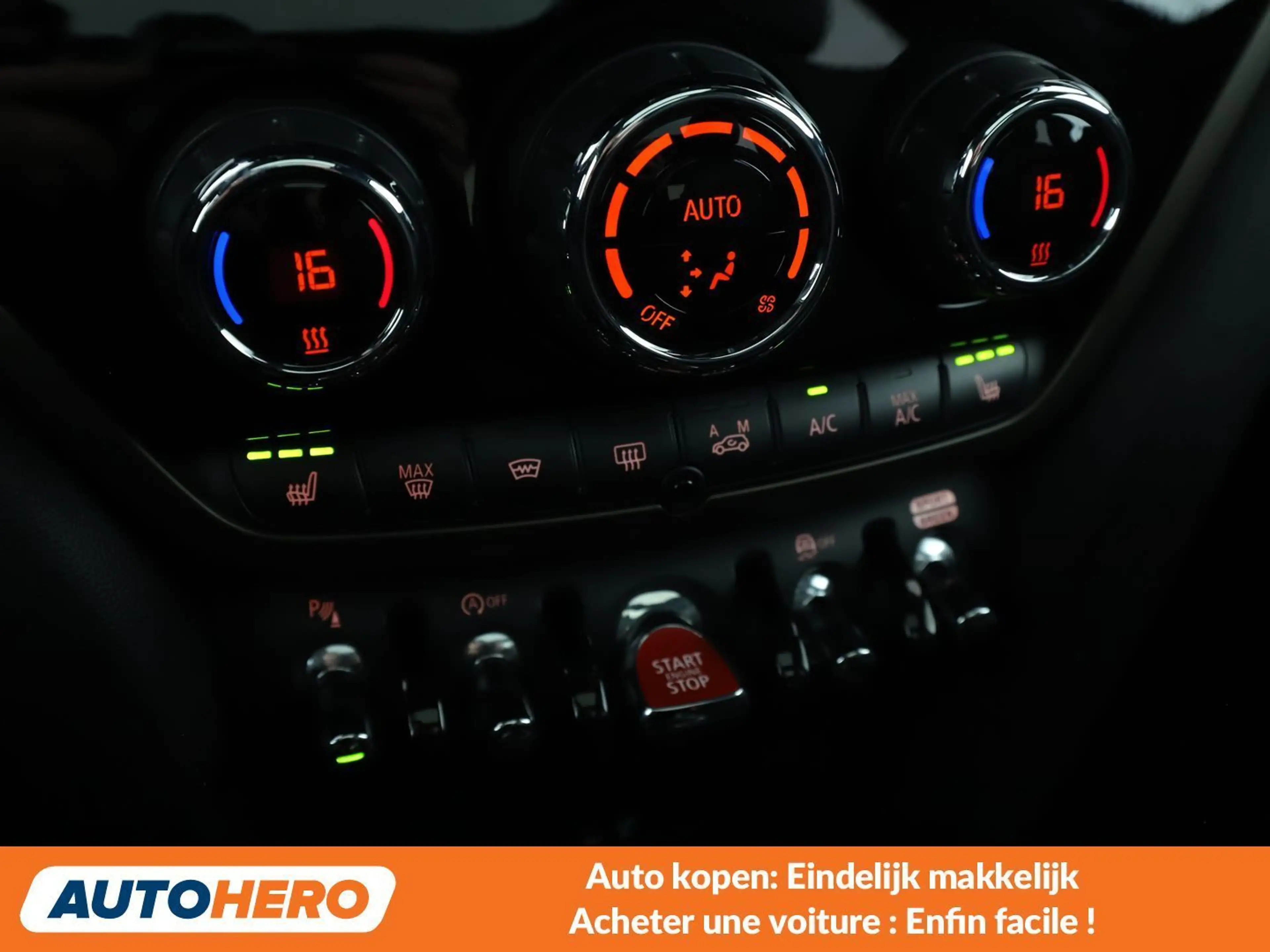 MINI Cooper S Countryman Cooper S ALL4 John Cooper Works Trim — photo 12