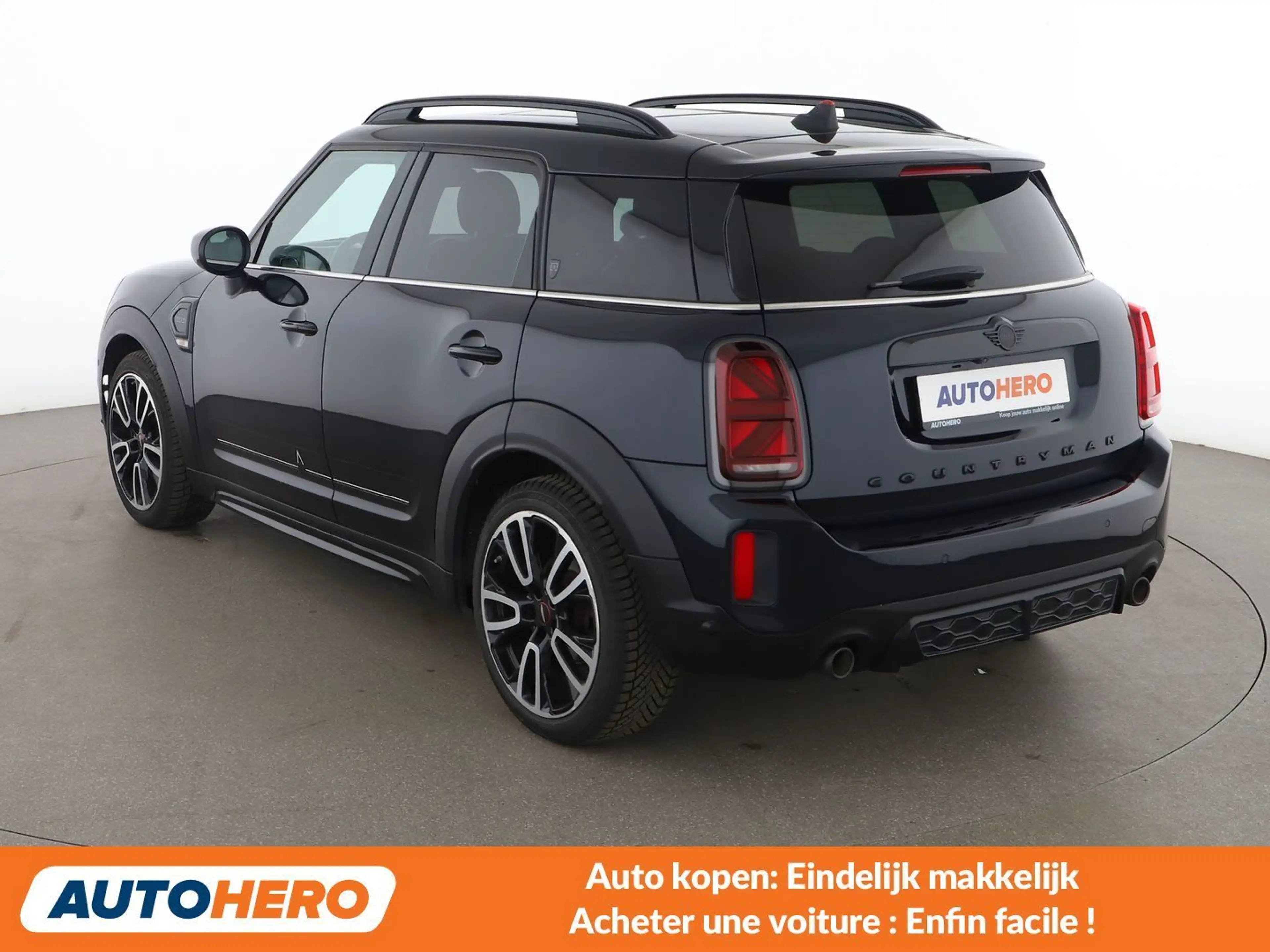 MINI Cooper S Countryman Cooper S ALL4 John Cooper Works Trim — photo 4