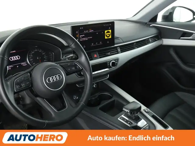 Audi A4 view 11