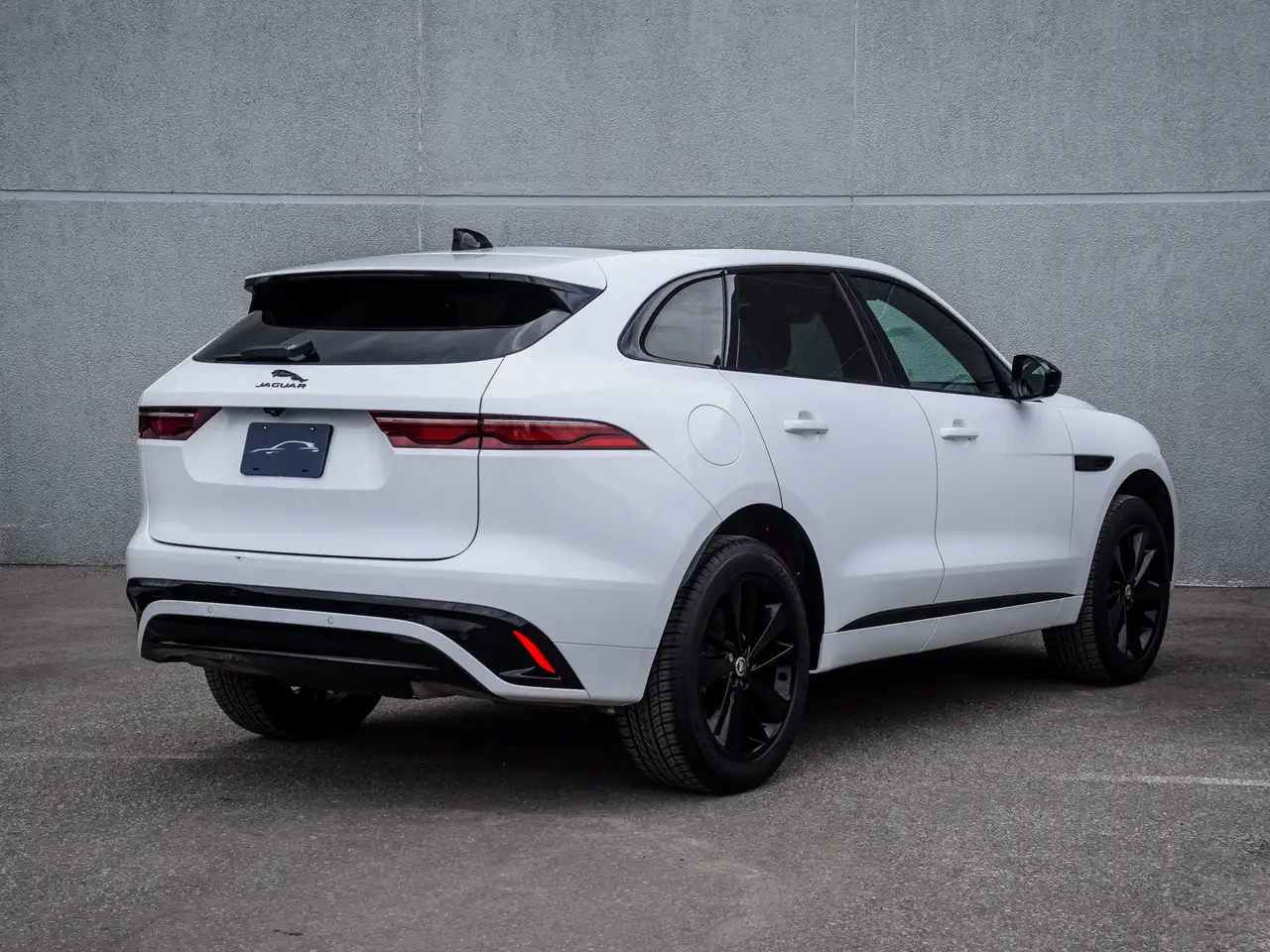 Jaguar F-Pace снимка Jaguar F-Pace