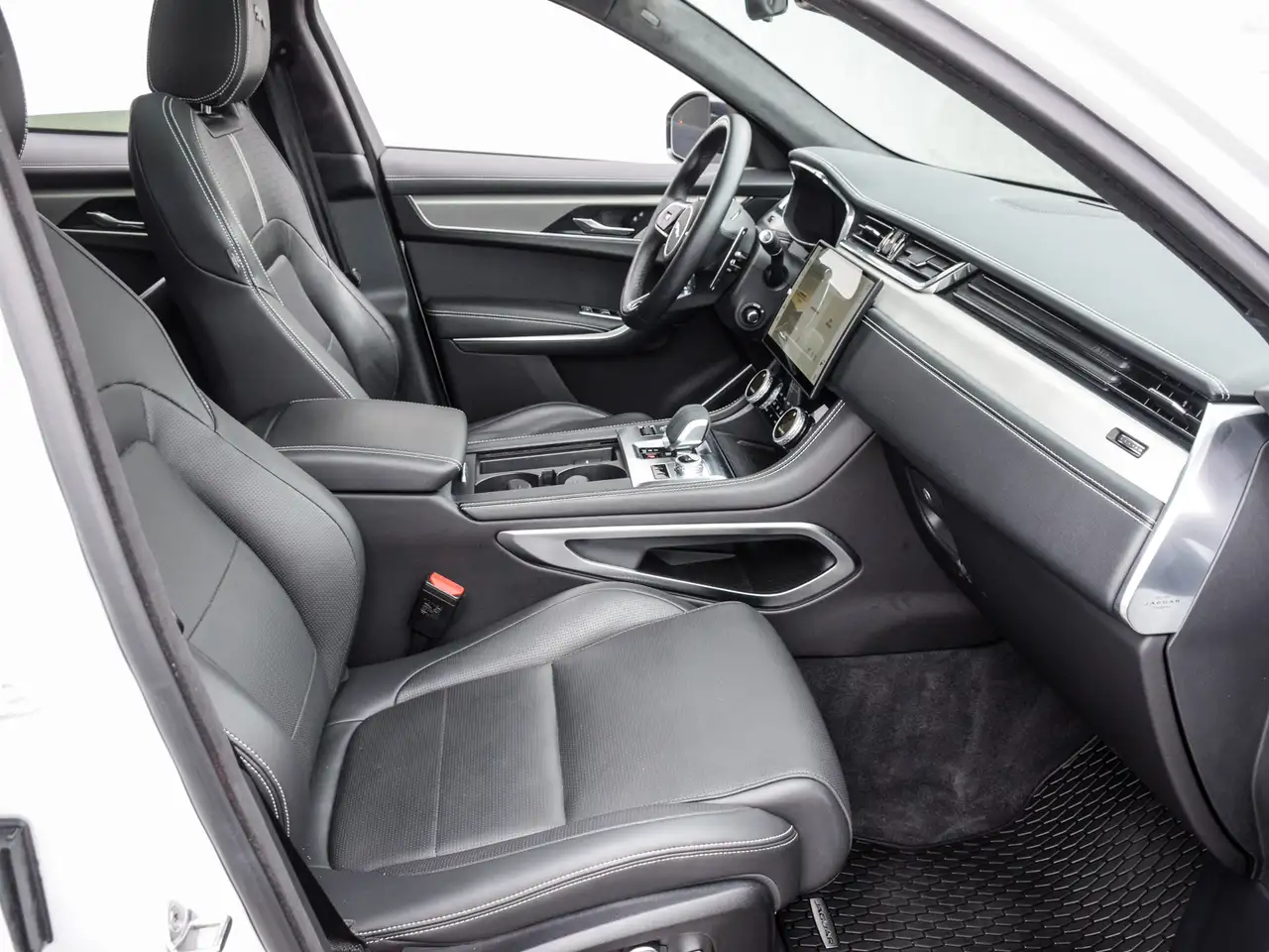 Jaguar F-Pace снимка Jaguar F-Pace