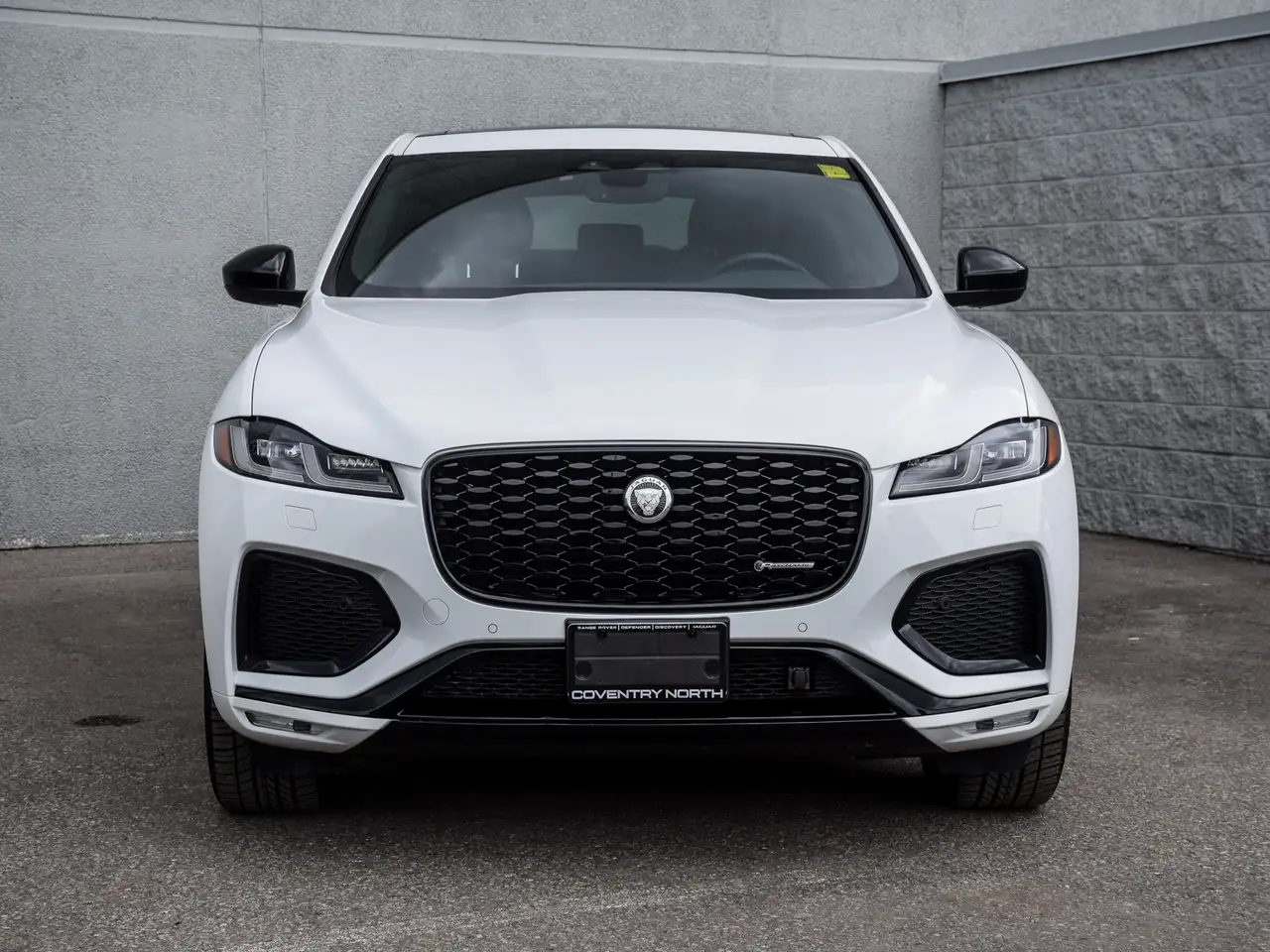 Jaguar F-Pace снимка Jaguar F-Pace