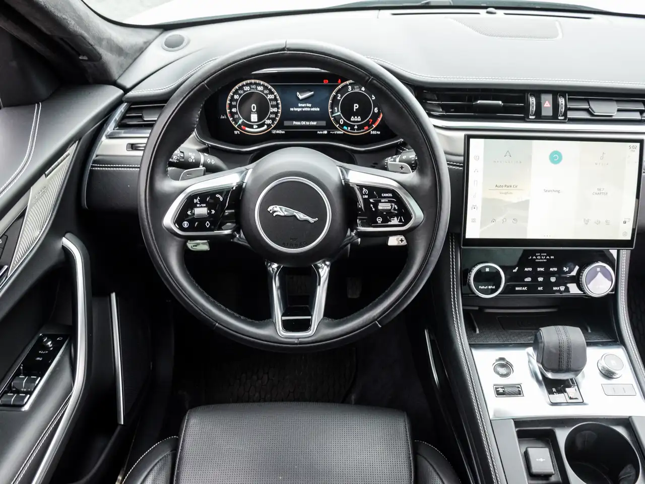 Jaguar F-Pace снимка Jaguar F-Pace