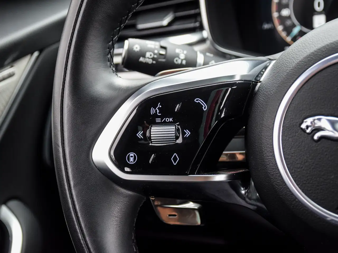 Jaguar F-Pace снимка Jaguar F-Pace