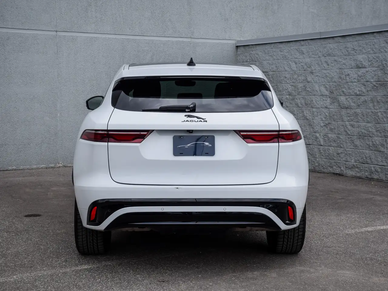 Jaguar F-Pace снимка Jaguar F-Pace