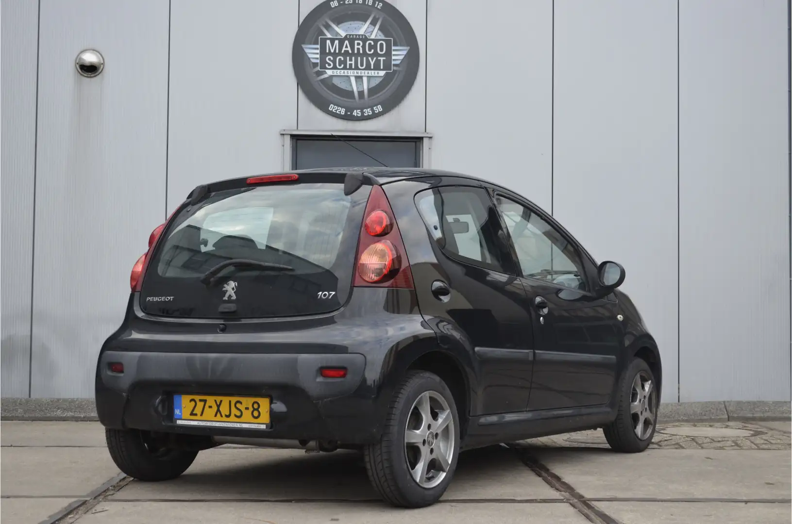 Peugeot 107 1.0 Active Noir - 2