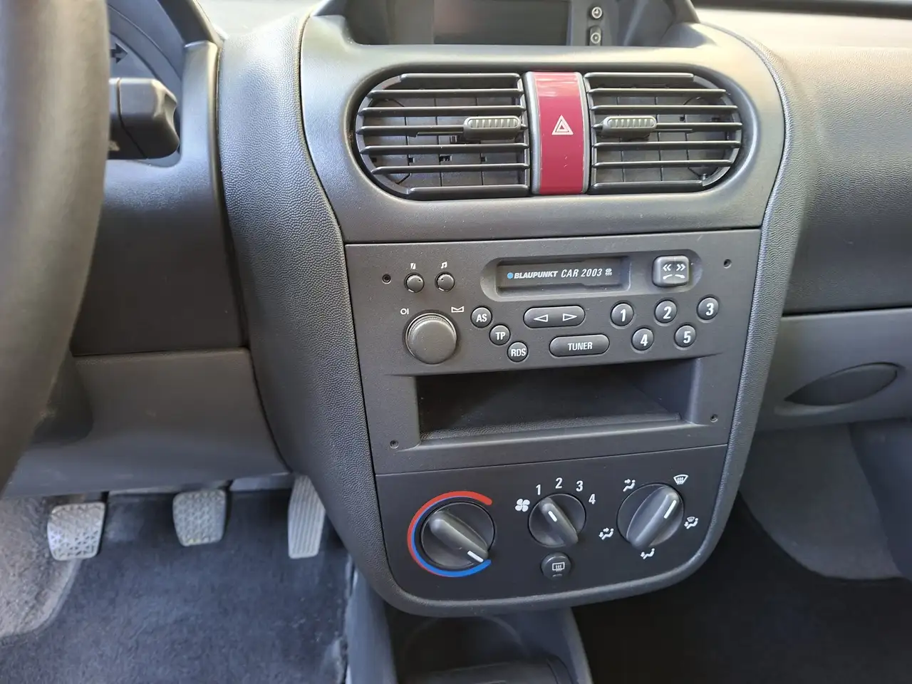 Opel Corsa 1.0 12V Comfort, foto 11