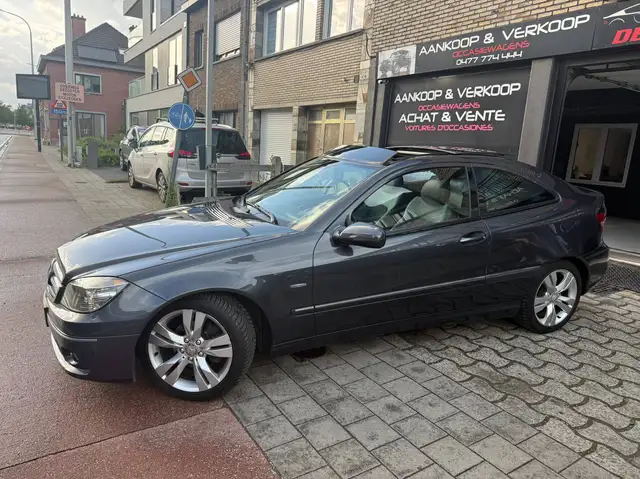 Mercedes-Benz CLC CLC 180 Coupe Sport Kompressor Panorama Navigations Camera