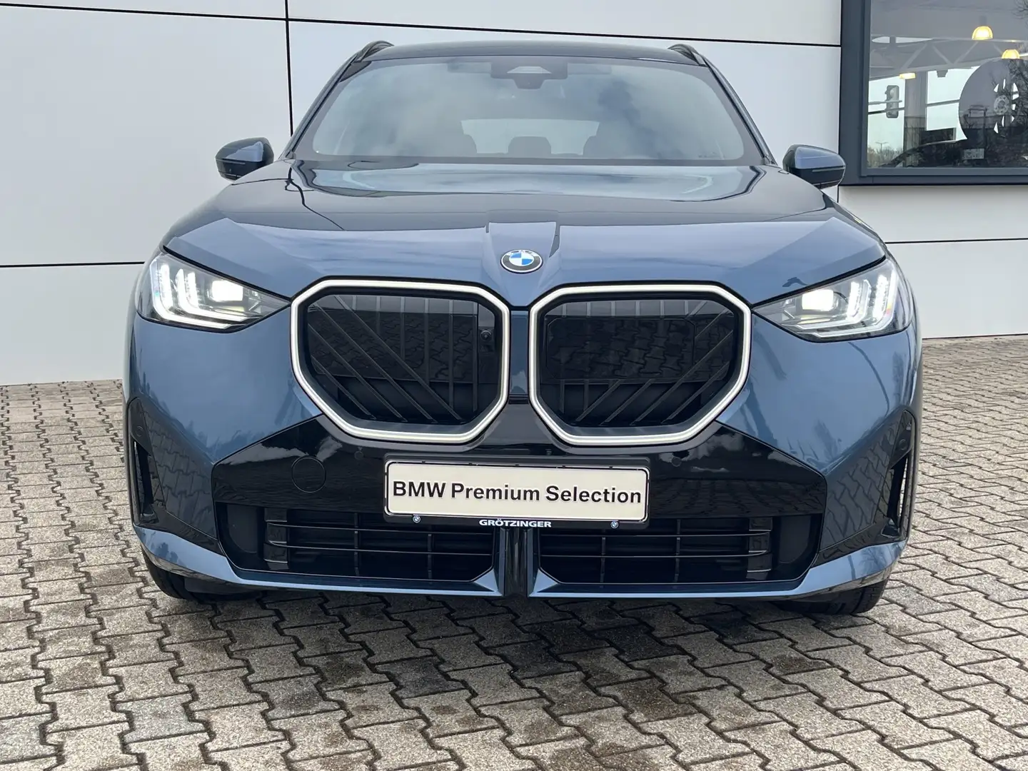 BMW X3 20 xDrive M Sportpaket LED+LenkHZ+AHK+H&K+ Bleu - 2