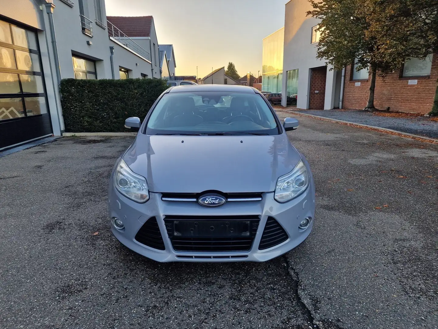 Ford Focus Focus 1.6 GTDI EcoBoost Titanium Start/Stop Grijs - 1