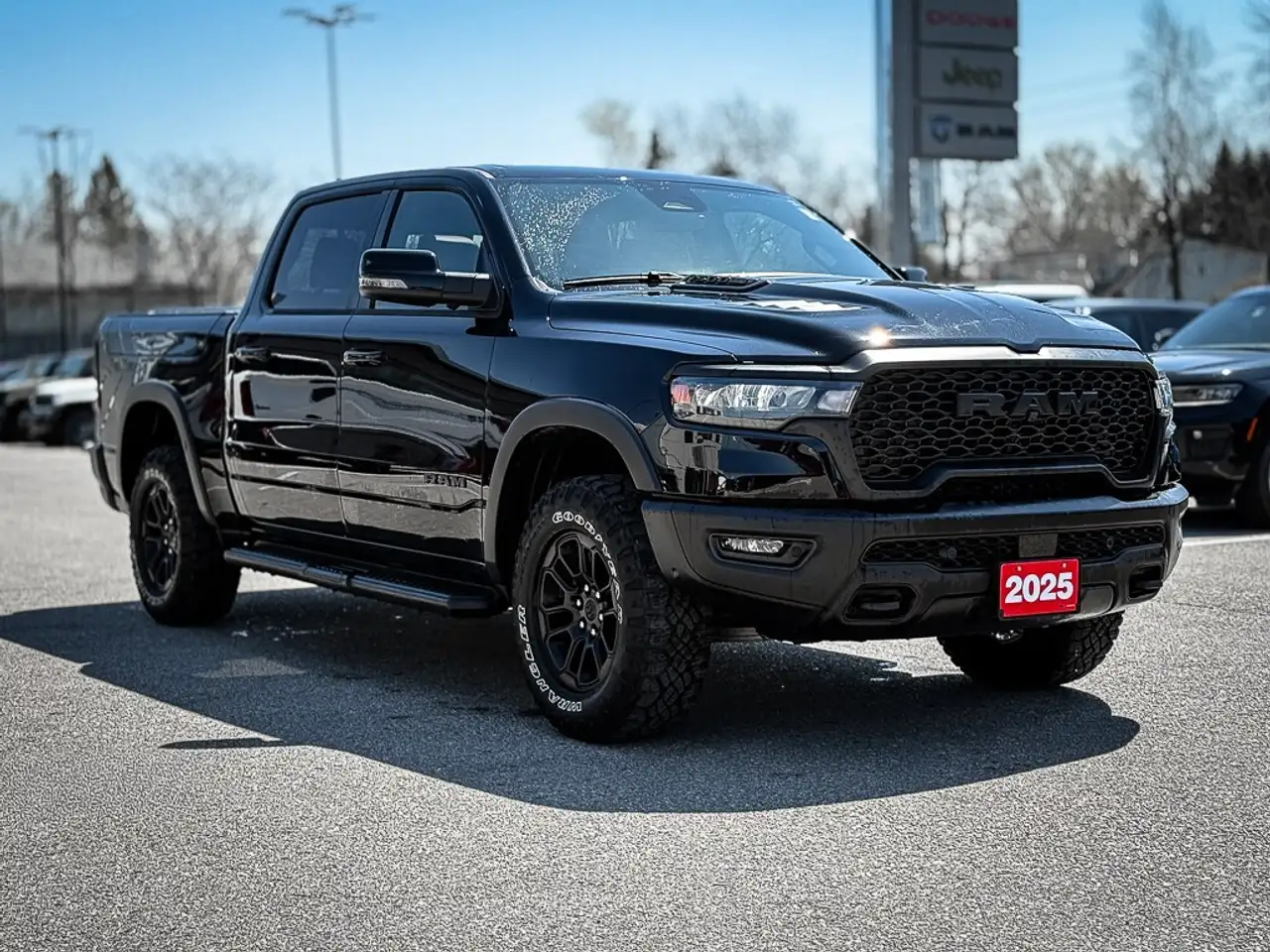 RAM 1500 снимка RAM 1500