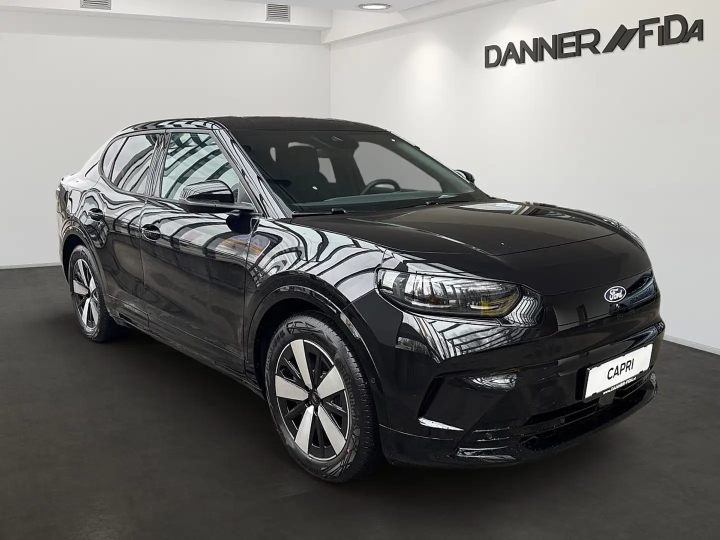 Ford Capri Elektro 77kWh Extended Range 286PS Heckantrieb ... Schwarz - 2
